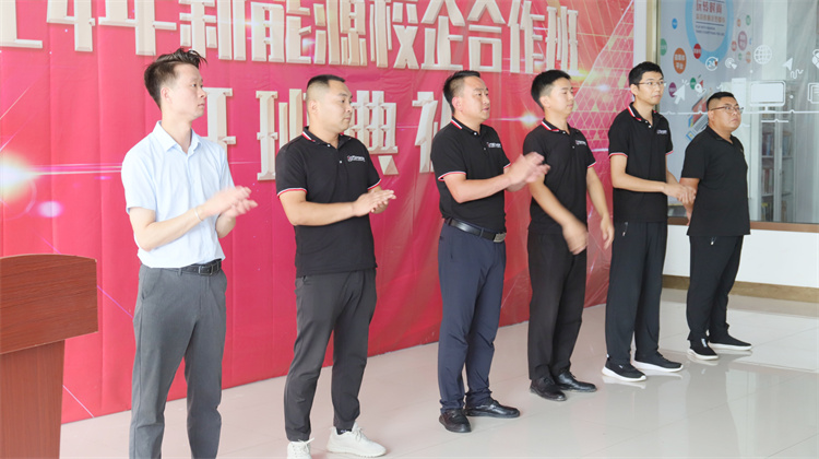 西安萬(wàn)通汽車(chē)學(xué)校教學(xué)質(zhì)量年圓滿(mǎn)落幕，表彰大會(huì)激勵(lì)青春奮斗夢(mèng)