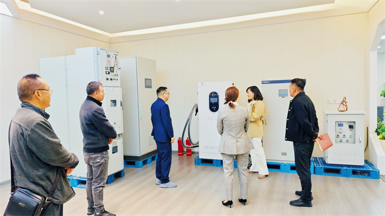 西安萬(wàn)通汽車學(xué)校受邀走進(jìn)西安宇翔，共探校企合作新深度