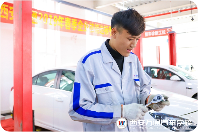 【新創(chuàng)客】行業(yè)跨度如此之大，他為何決然選擇汽修